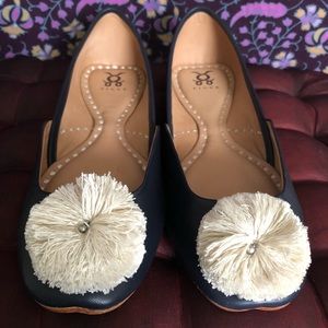 FIGUE New in Box, Pom Pom flat in midnight size 11